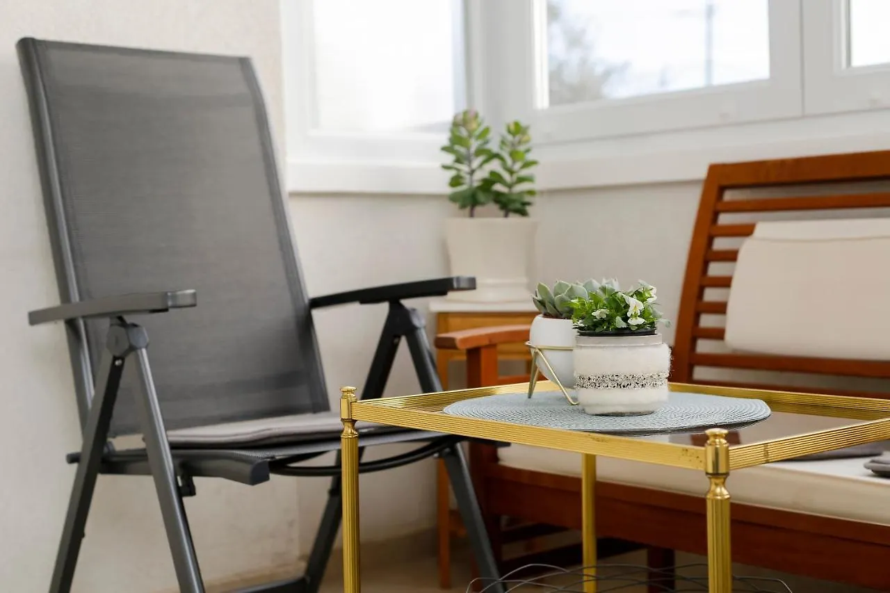 Lägenhet Apartman Monika Pula