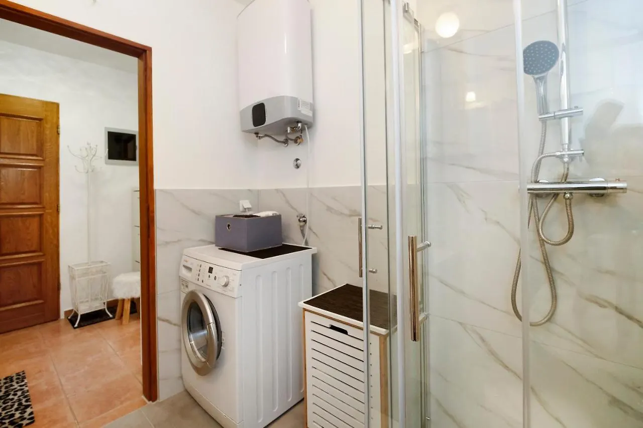 Lägenhet Apartman Monika Pula Kroatien